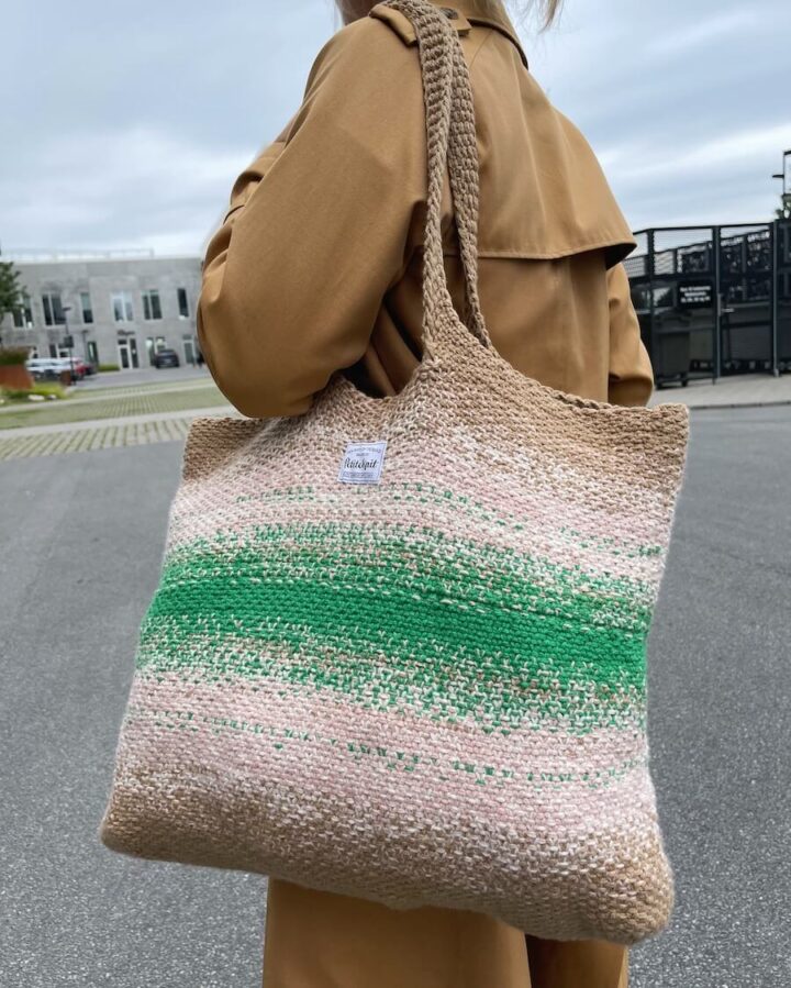 Petiteknit technicolor shopper