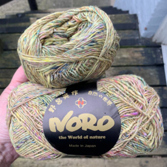 silk garden sock t84