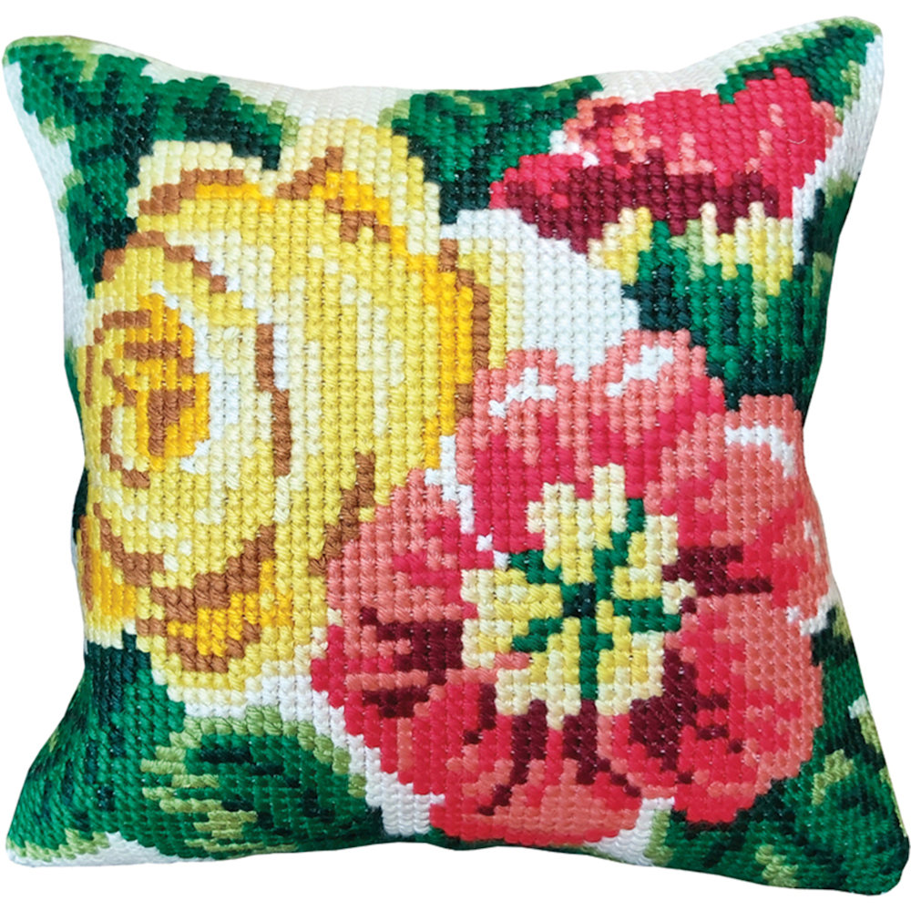 Påtrykt broderi - Blomster - pude