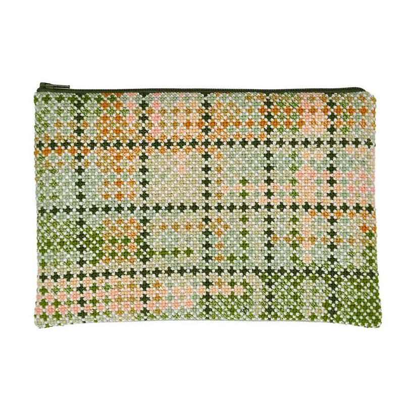 Fru Zippe broderi - Eng - clutch
